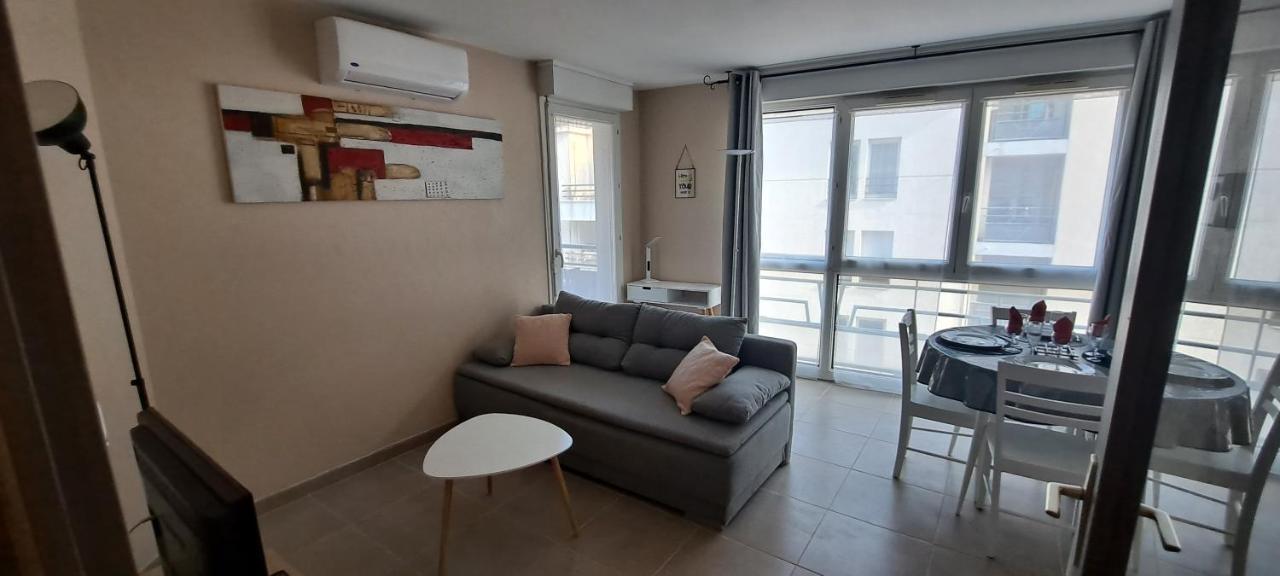Appart T2 Standing Tout Confort Avec Balcon - Parking En Option Lyon Buitenkant foto