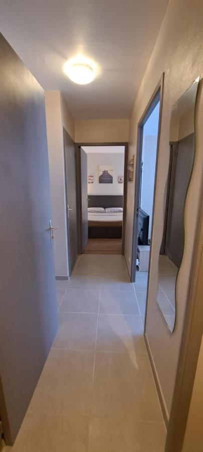 Appart T2 Standing Tout Confort Avec Balcon - Parking En Option Lyon Buitenkant foto